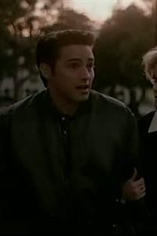 Beverly Hills 90210 – S05E22 – Episodio 22