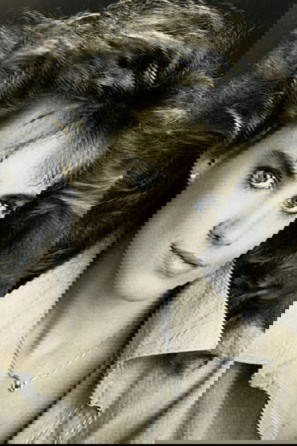 Catherine Mary Stewart's headshot