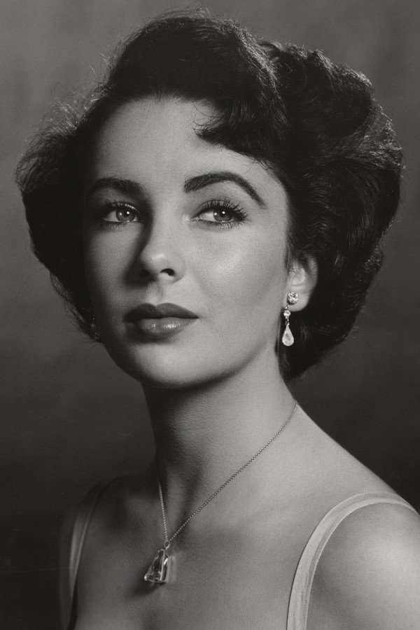 Elizabeth Taylor's headshot