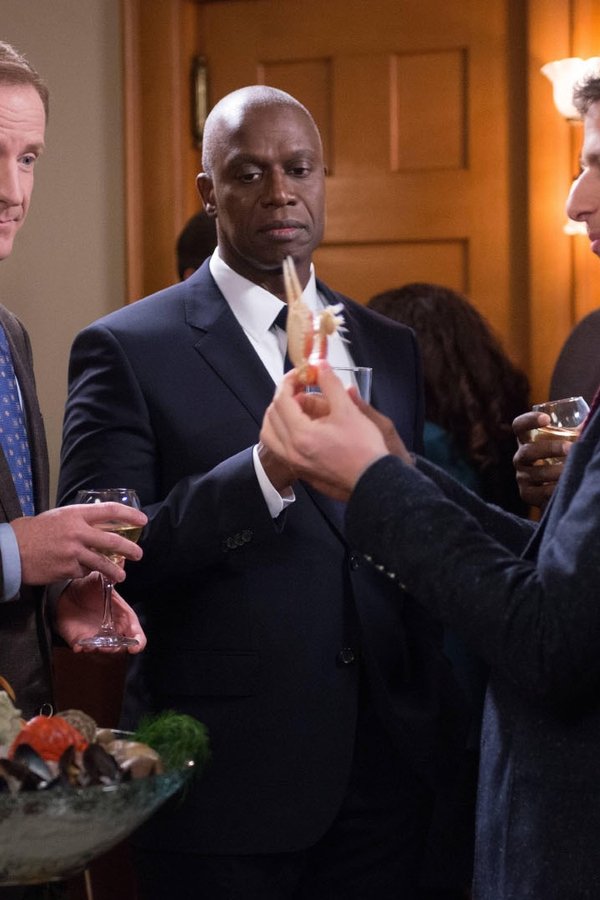 Brooklyn Nine-Nine – S01E16 – Il party
