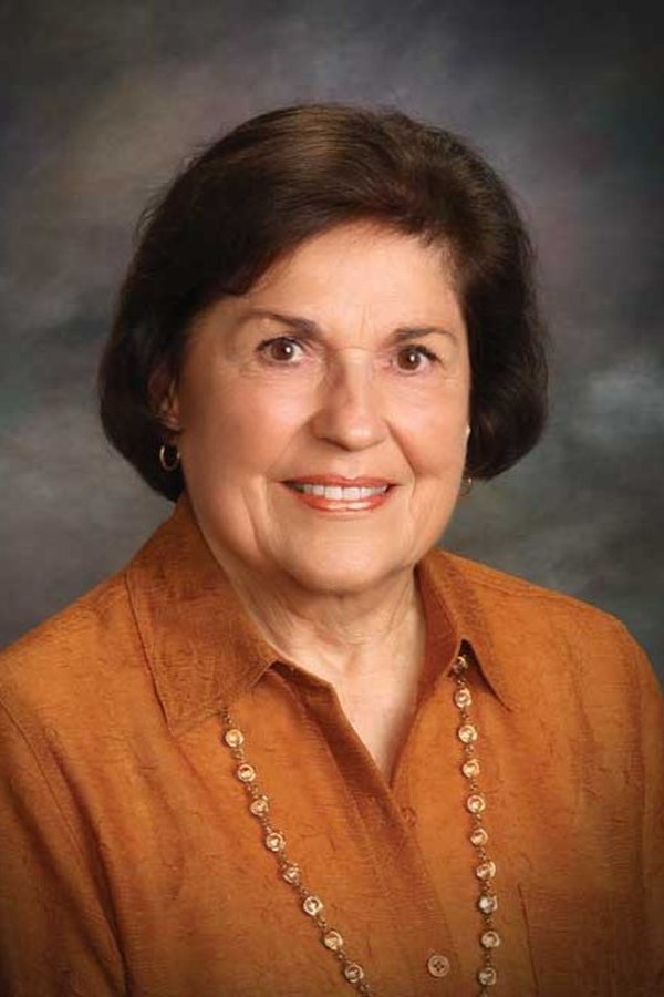 Betty Oldfield's headshot