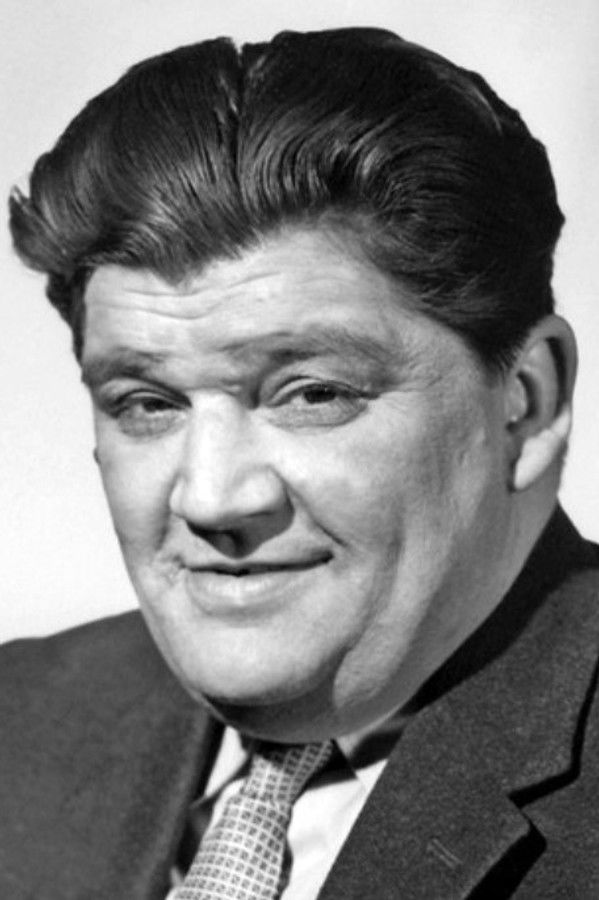 Denis Shaw's headshot