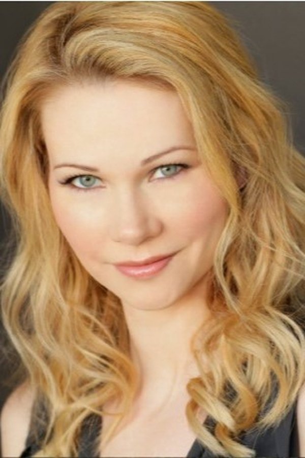 Julia Lee