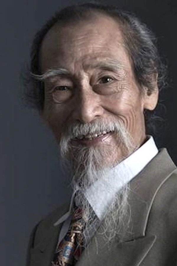 Mạnh Dung's headshot