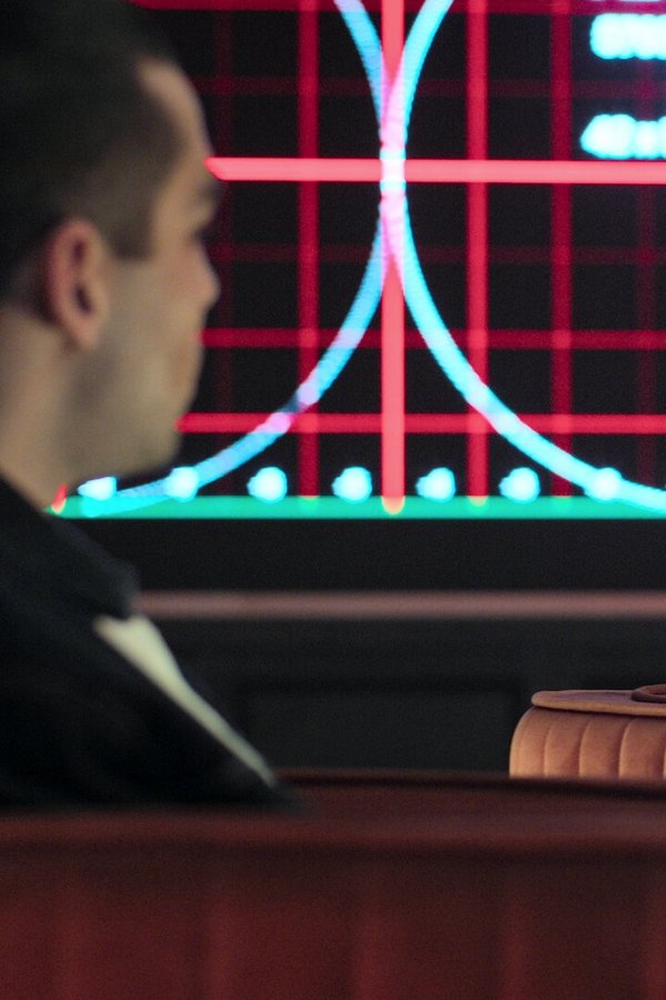 Elite – S08E08 – Episodio 8