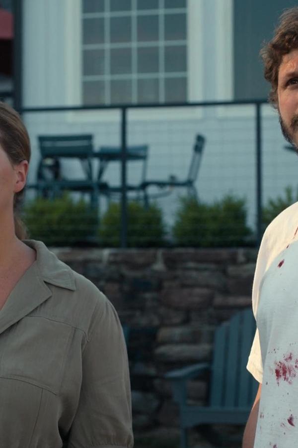 Life & Beth – S01E03 – A Long Island