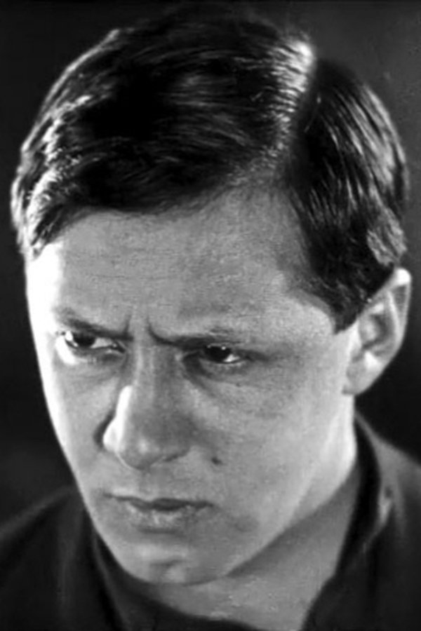 Yakov Gudkin's headshot