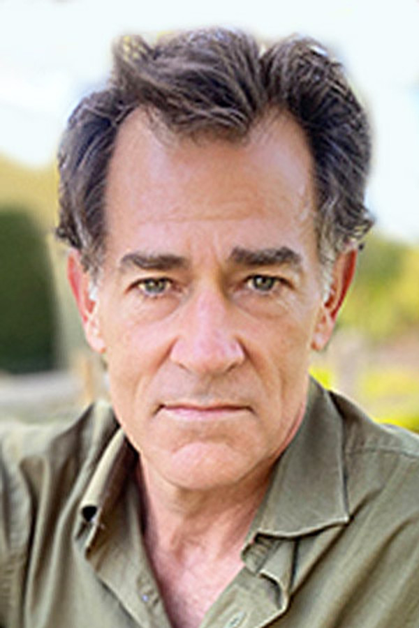 Andrew Philpot's headshot