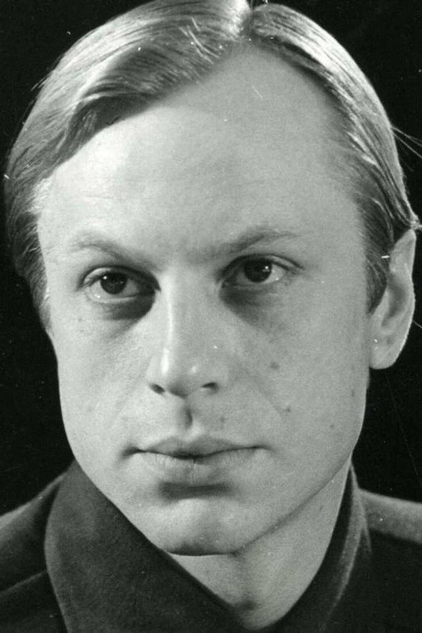 Yuri Bogatyryov's headshot