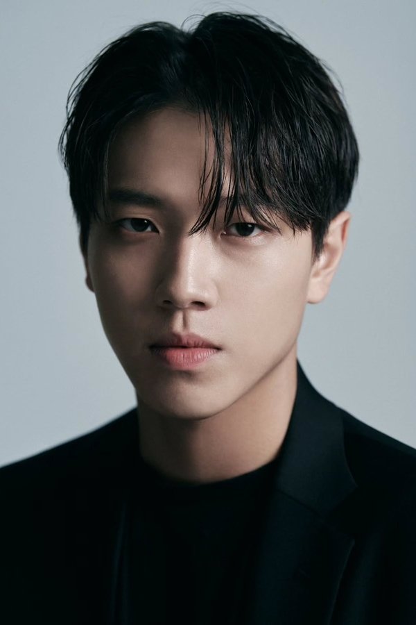 유성윤