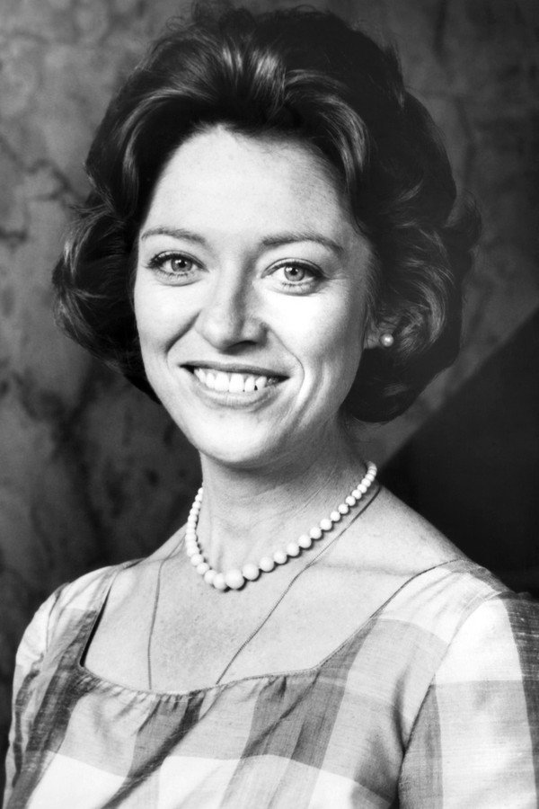 Veronica Cartwright's headshot