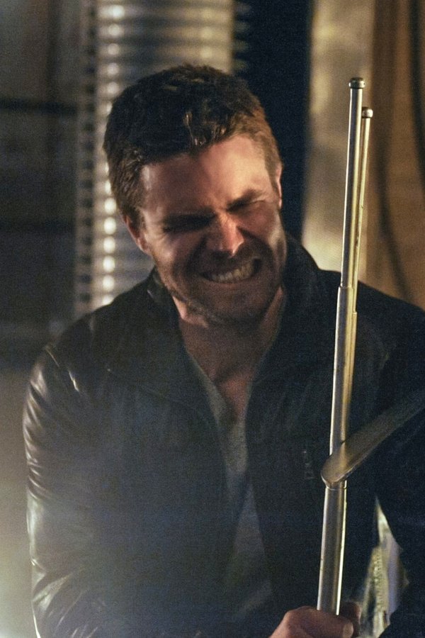 Arrow – S02E19 – L’uomo sotto il cappuccio