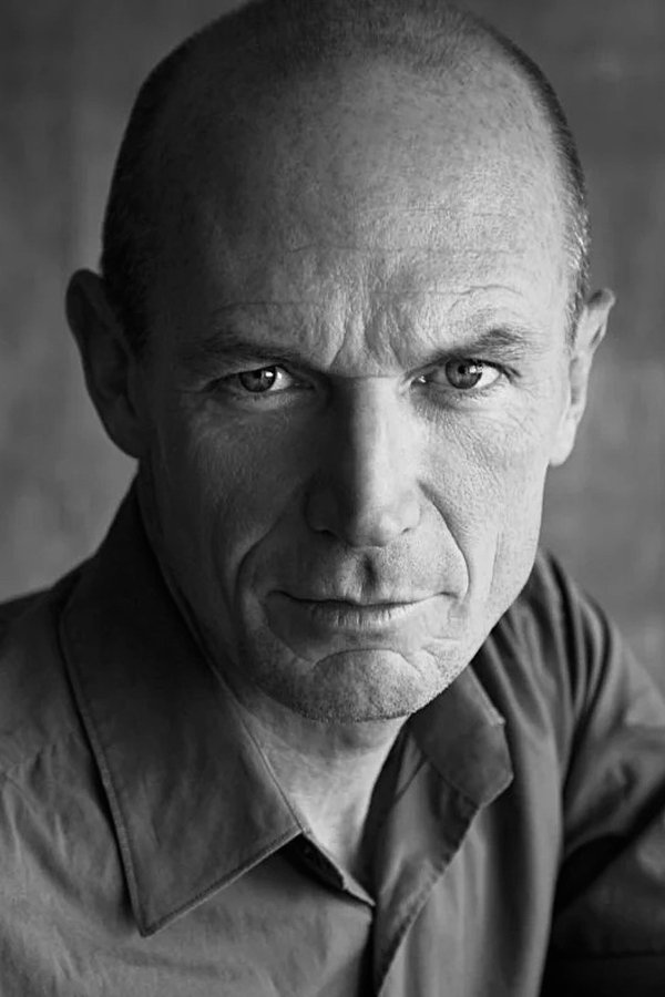 Toby Huss's headshot