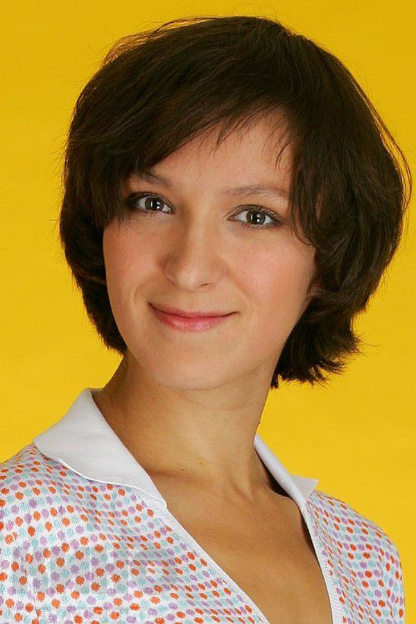 Olesya Zheleznyak's headshot
