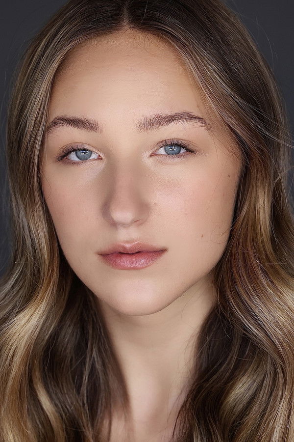 Ava Michelle's headshot