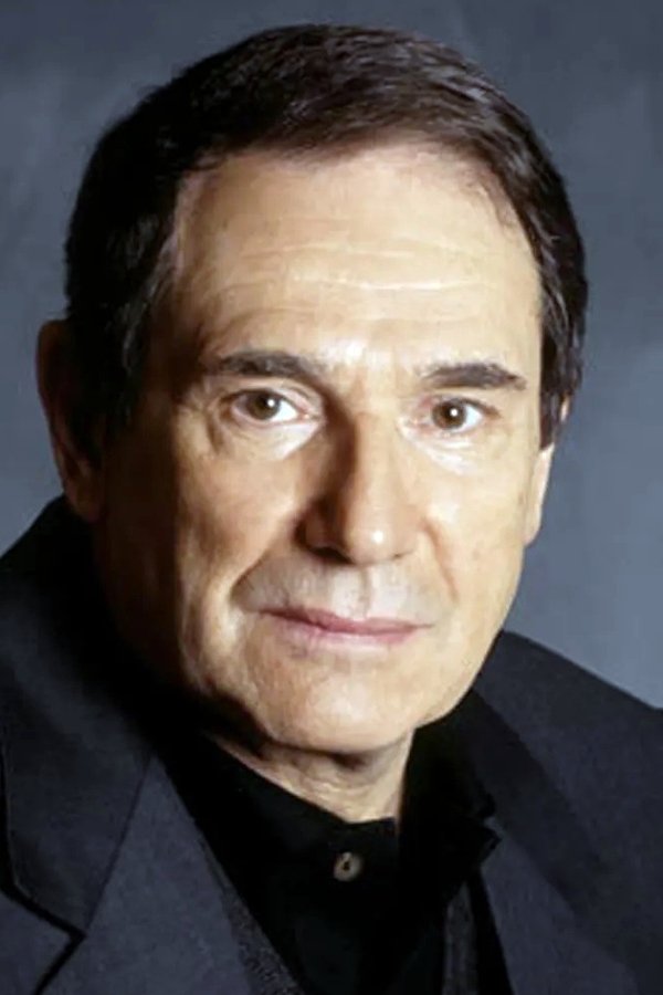 Robert Hossein