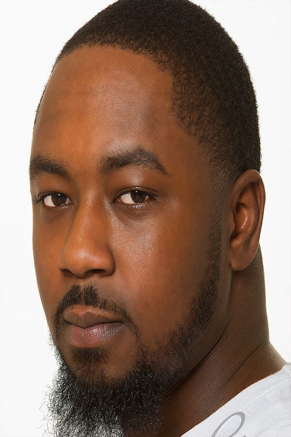 Chamar Avery's headshot