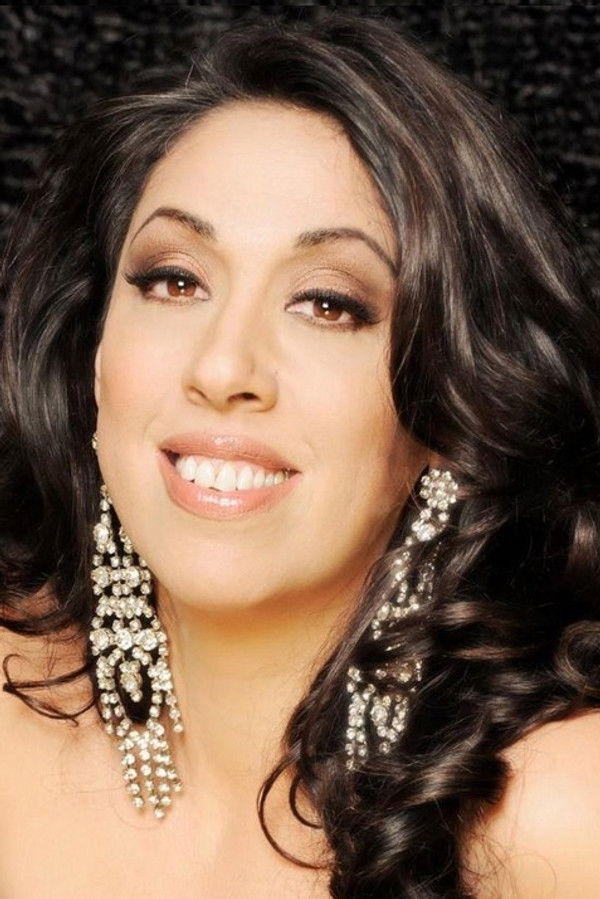 Regina Orozco's headshot