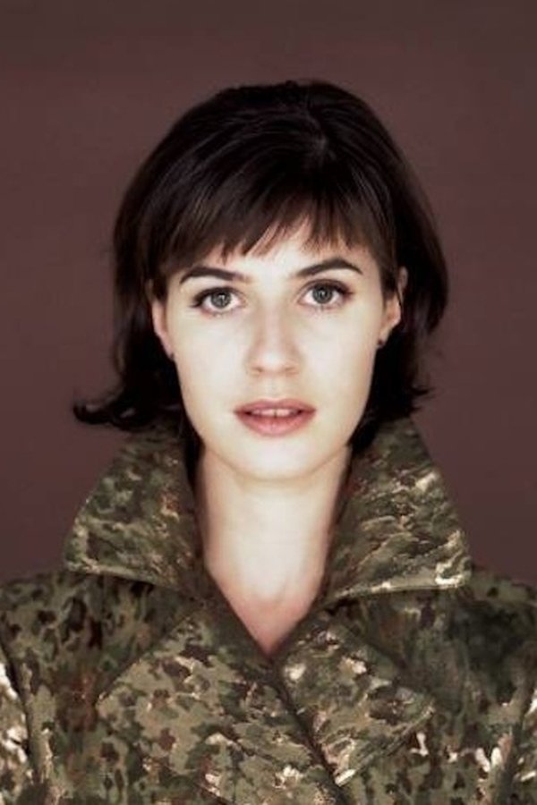 Irène Jacob's headshot
