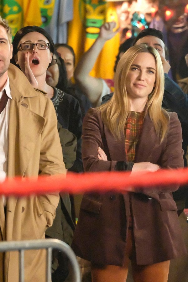 DC’s Legends of Tomorrow – S04E09 – Lucha de Apuestas