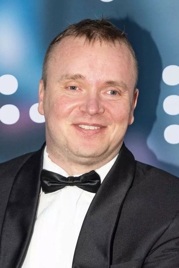 Petri Poikolainen's headshot