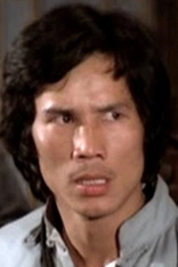 Chuen Chiang's headshot