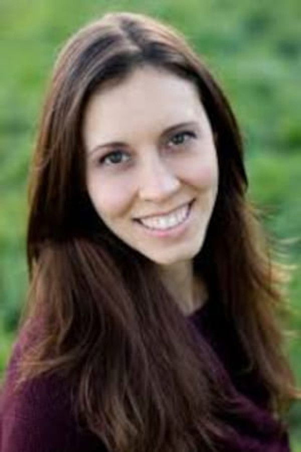 Nicole Vanderhoff's headshot