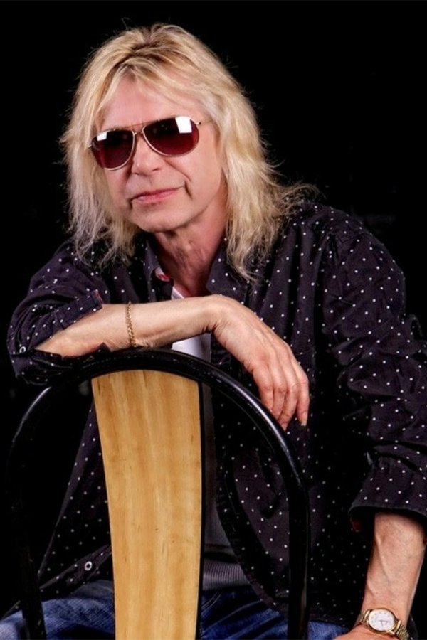 Bob Catley's headshot