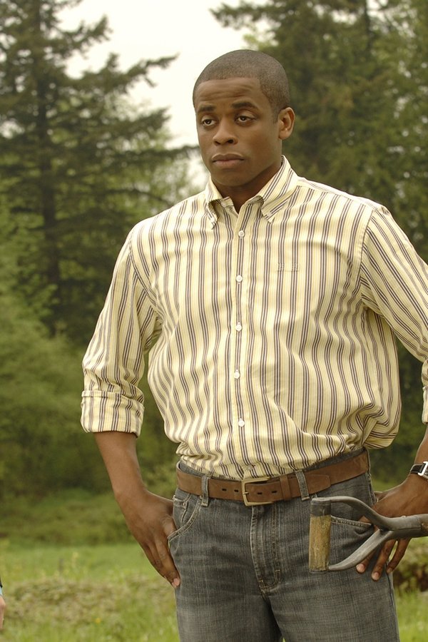 Psych – S02E02 – Il dinosauro assassino