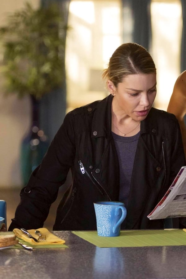 Lucifer – S02E11 – Hostess Interruptus