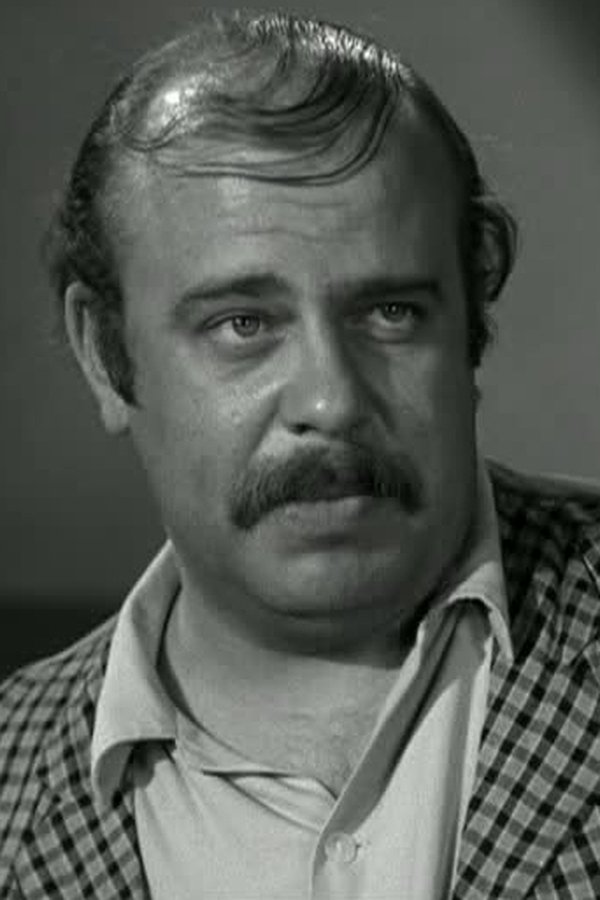 Sam Buffington's headshot