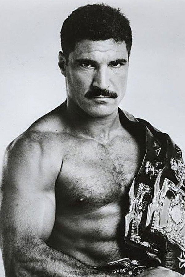 Dennis Alexio's headshot