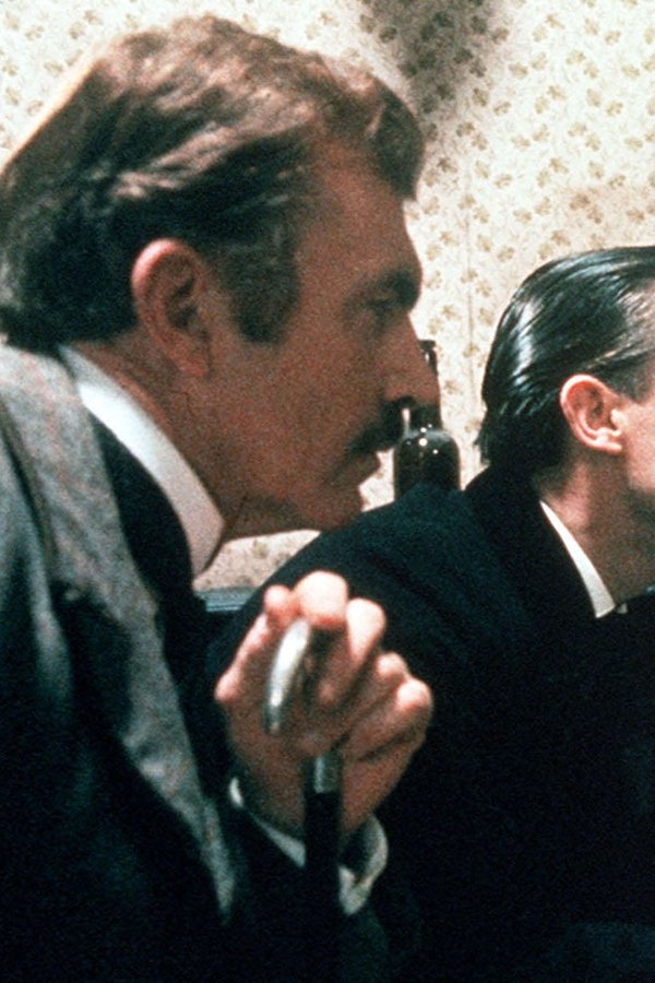Le avventure di Sherlock Holmes – S01E05 – L’Uomo Difforme