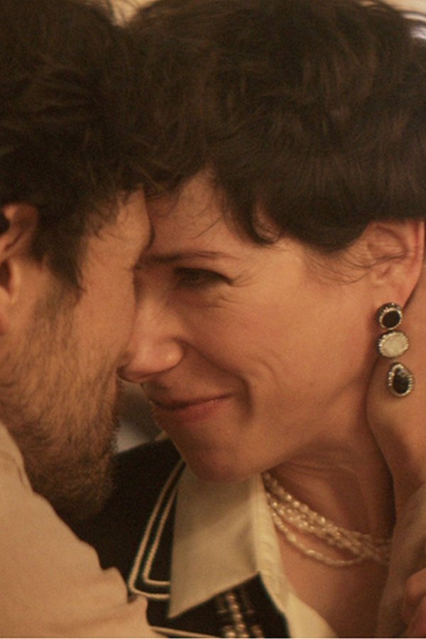 Mammals – S01E03 – Episodio 3