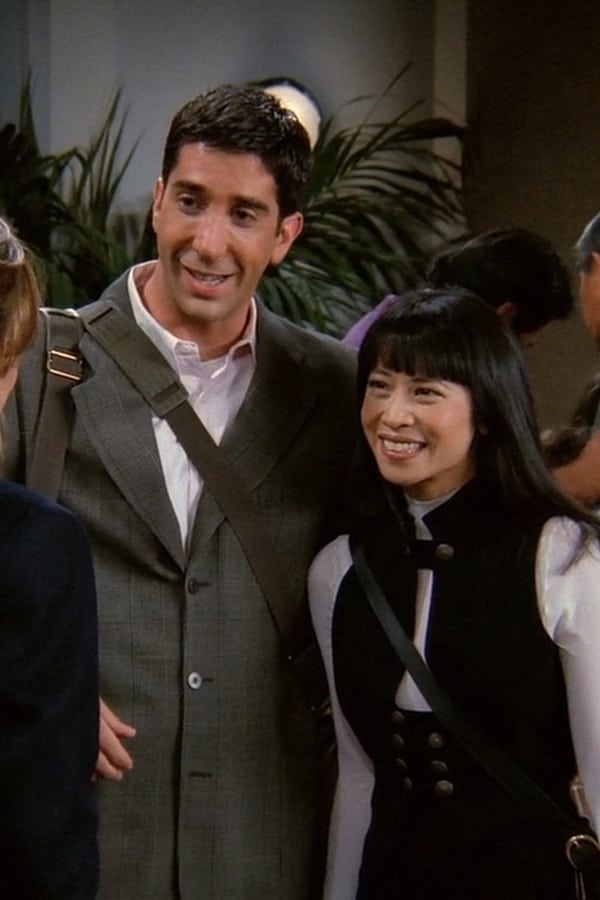 Friends – S02E01 – Una fidanzata per Ross