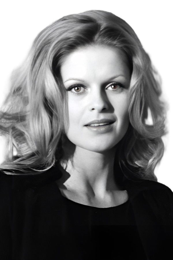 Karin Schubert's headshot