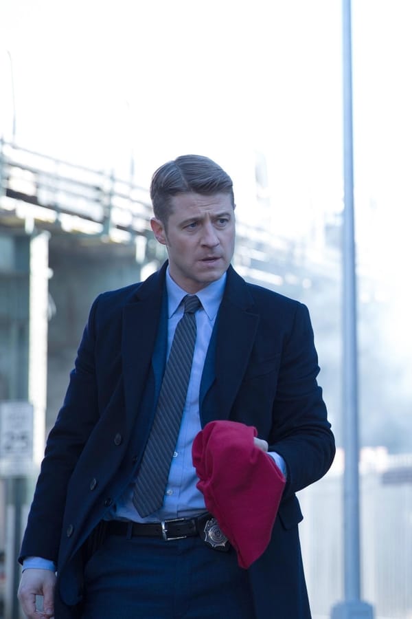Gotham – S01E17 – Cappuccio Rosso