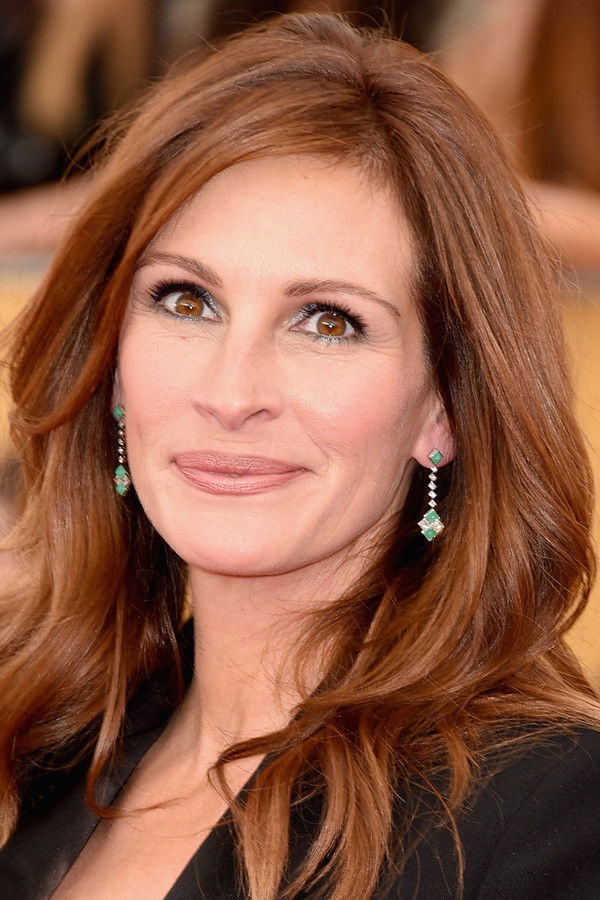 Julia Roberts's headshot