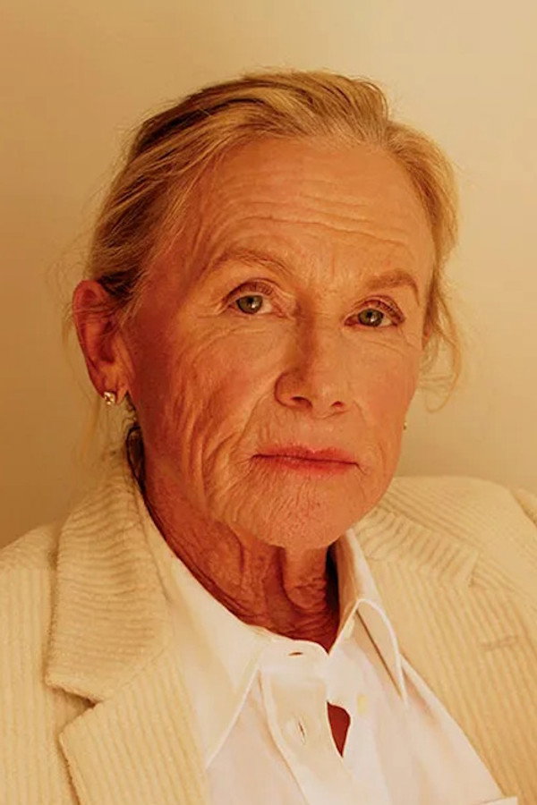 Amy Madigan's headshot