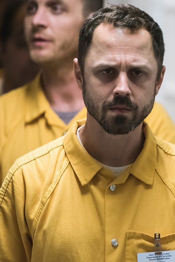 Sneaky Pete – S01E01 – Pilot