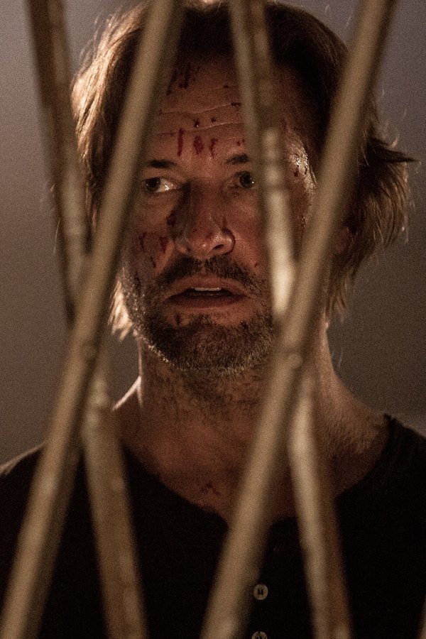 Colony – S02E02 – La fuori da qualche parte