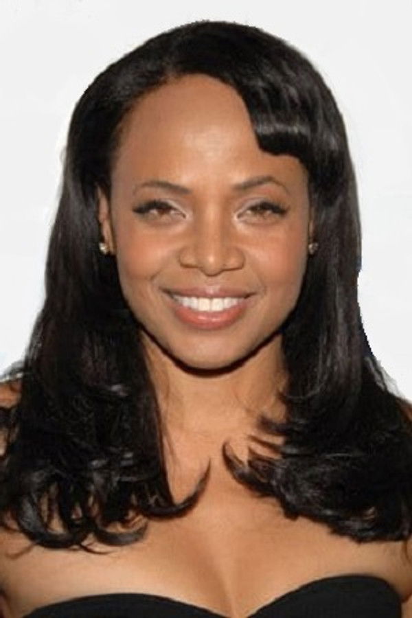 Gina Ravera's headshot