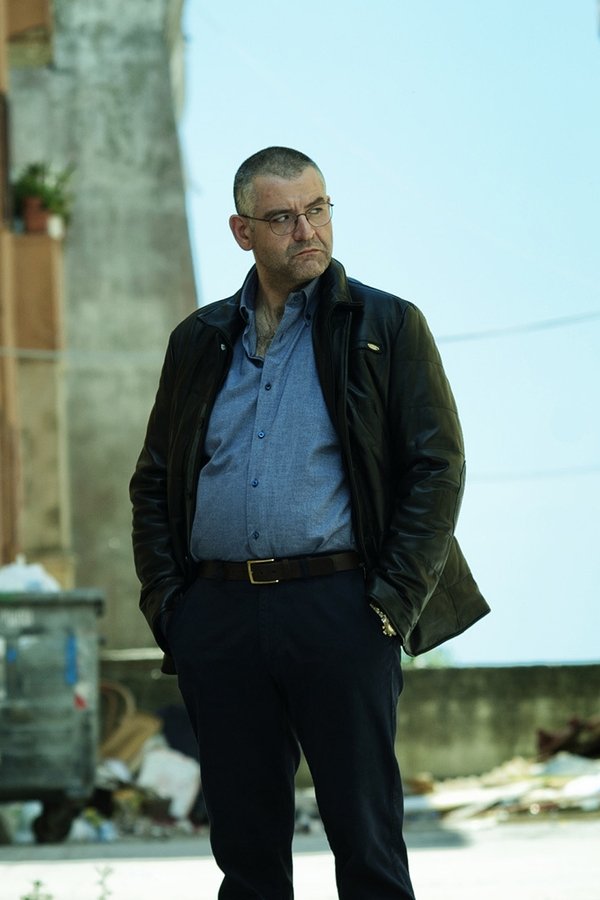 Gomorra – La Serie – S02E04 – Profumo di iena
