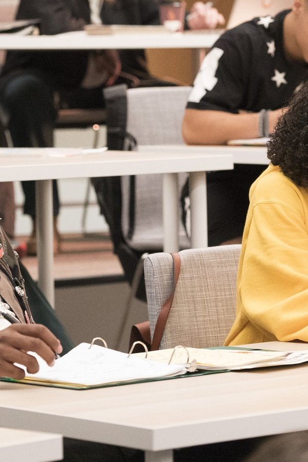 grown-ish – S01E01 – Episodio 1