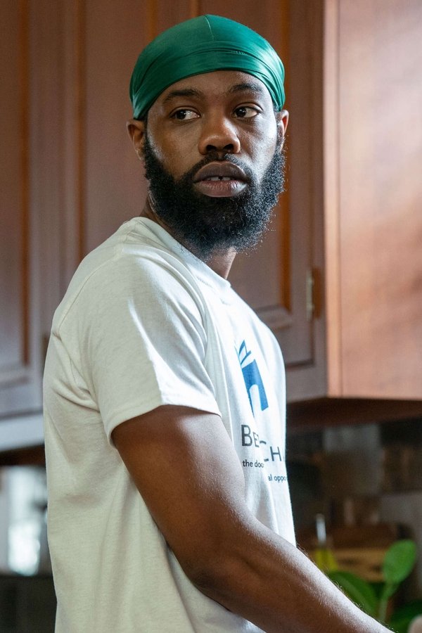 Flatbush Misdemeanors – S02E02 – Episodio 2