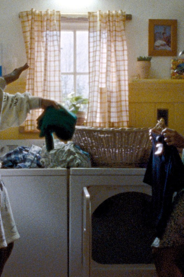 Master of None – S03E01 – Episodio 1