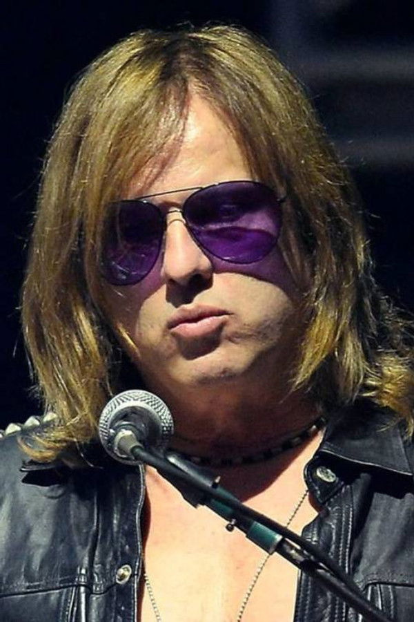 Chris Pitman's headshot