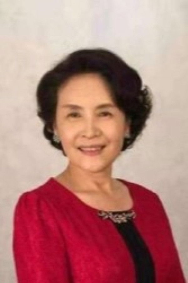 Song Xiaoying's headshot