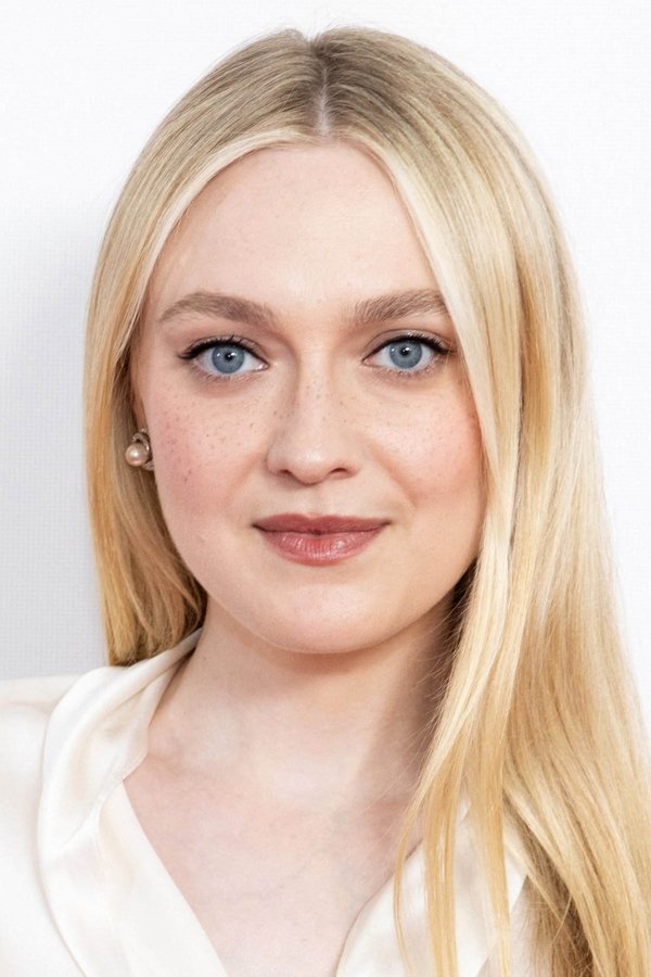 Dakota Fanning's headshot