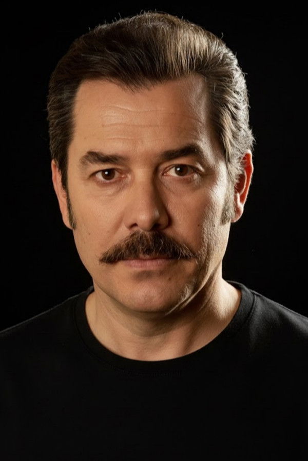 Fikret Kuşkan's headshot